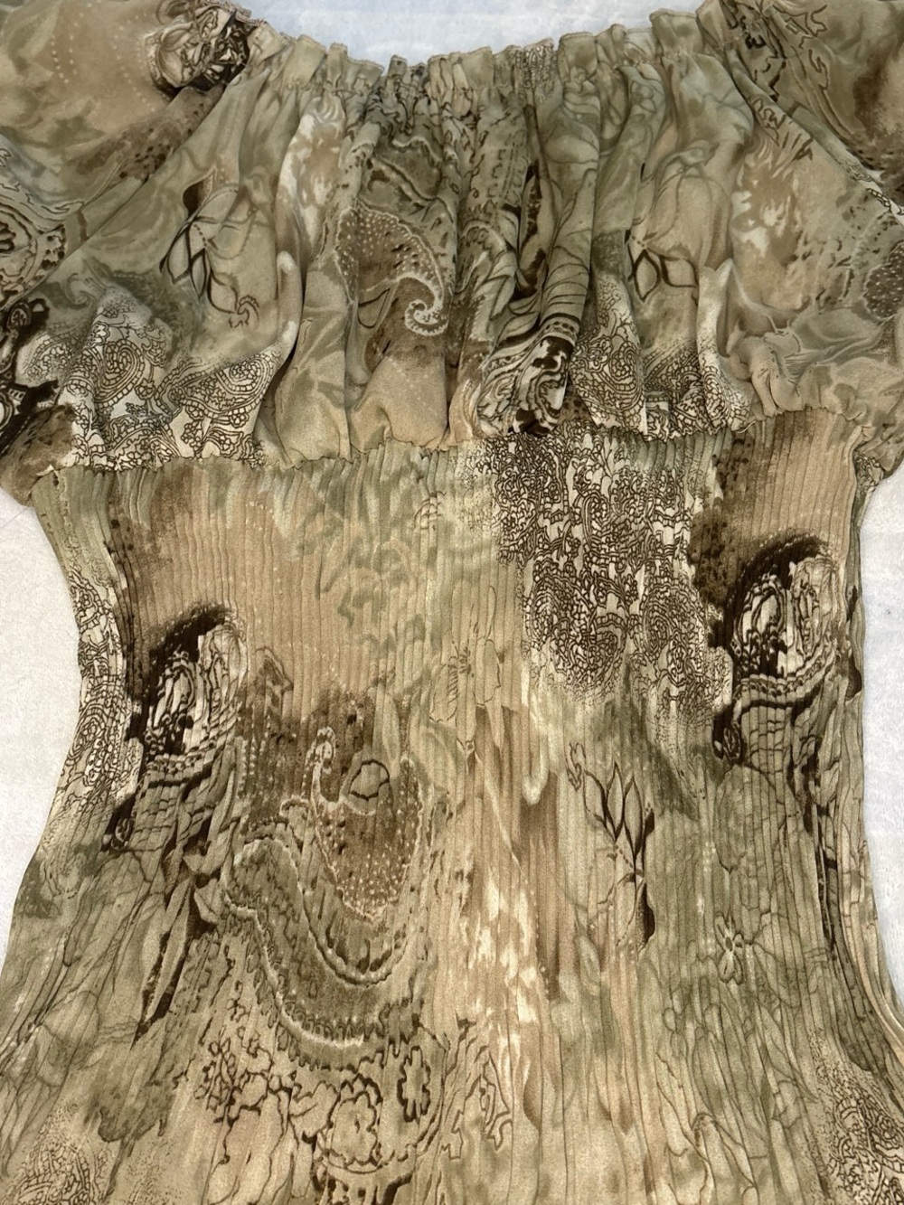 Smocked Off-Shoulder Paisley Blouse in Olive - Picture 3 of 3